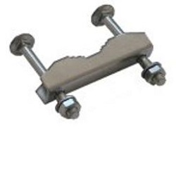 Třmen k držákům na stožár nebo balkón 85mm