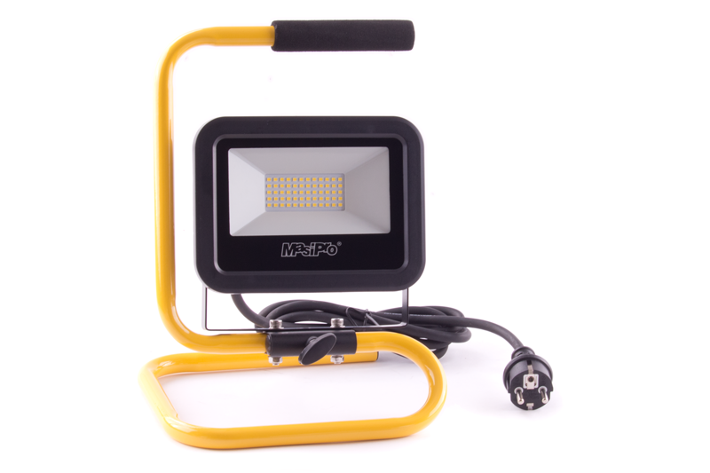 MASIPRO Reflektor LED 30 W - 2400 lm se stojánkem